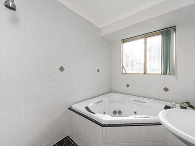 32 Jubilee Drive, Waikiki