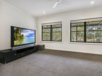 1699 Pyrenees Highway, Mckenzie Hill