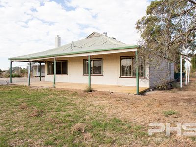 594 Tragowel Road, Tragowel