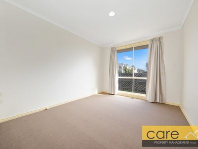 1 / 9 Royal Avenue, Springvale