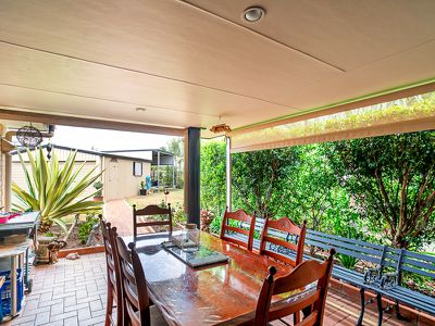 8 McIntyre Court, Urraween