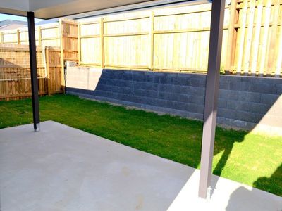 49 Freedom Crescent, South Ripley