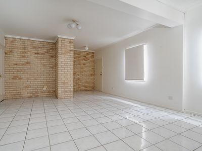 2 / 93 Kennigo Street, Spring Hill