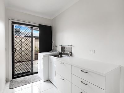 17 Kingfisher Drive, Wangaratta