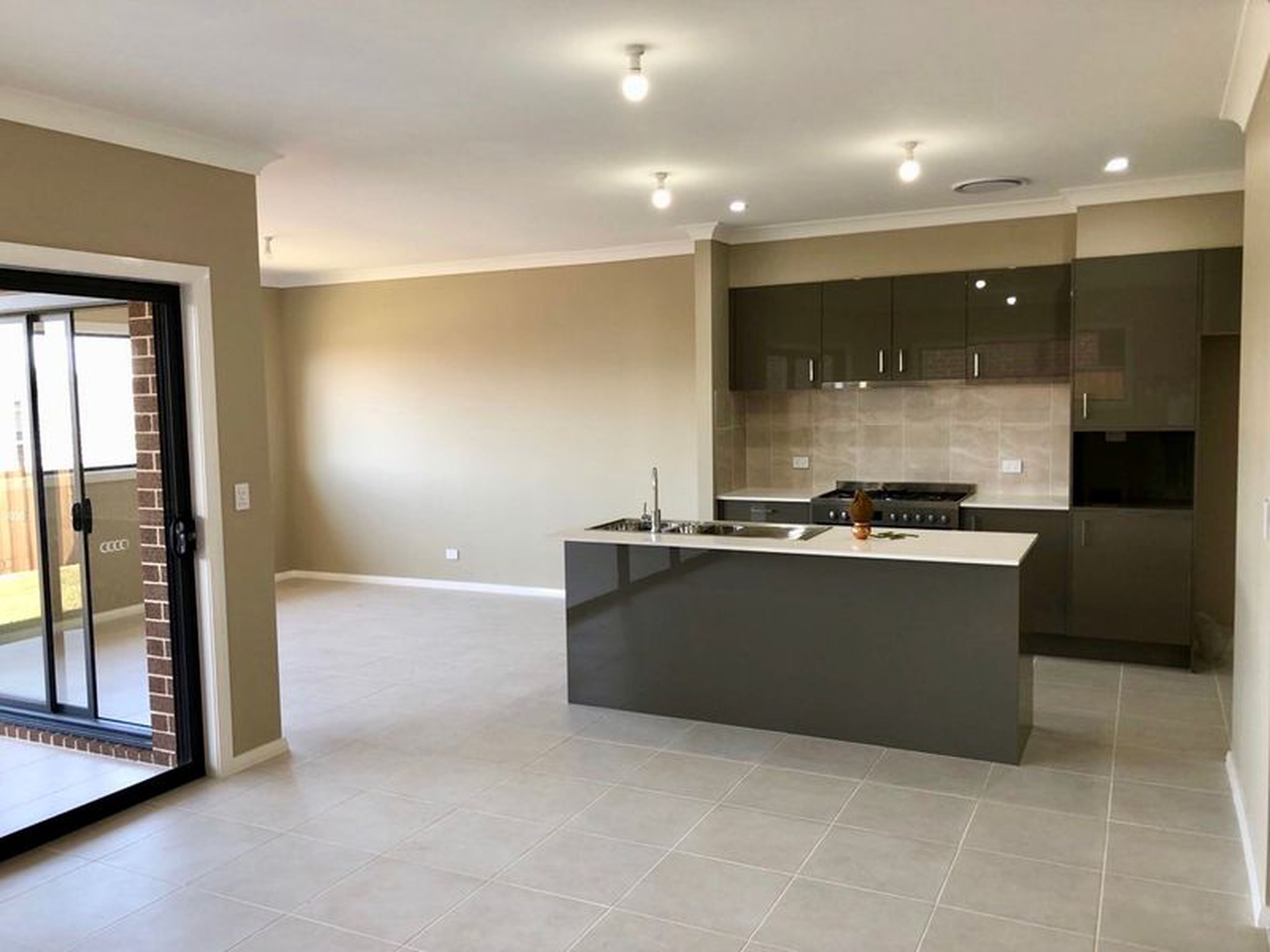 40 Bundle Street, CADDENS