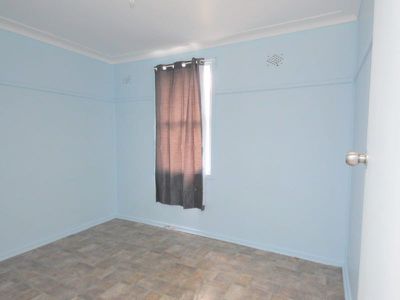 6 Bamfield Avenue, Yagoona