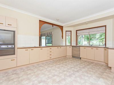 17 Esk Court, Carbrook