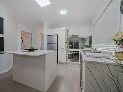 2222 Wynnum Road, Wynnum