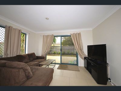 66 / 11  Oakmont ave , Oxley