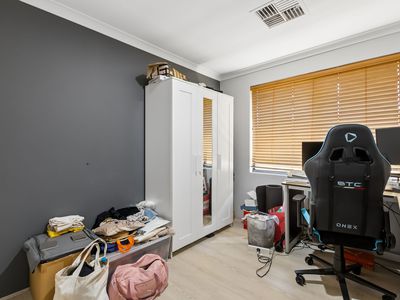 6 Shelduck Crescent, Bennett Springs