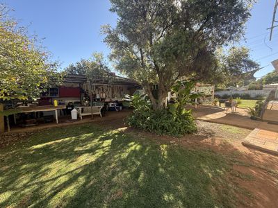 80 High Street, Parkes