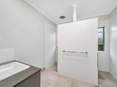 96 Springbrook Avenue, Redlynch