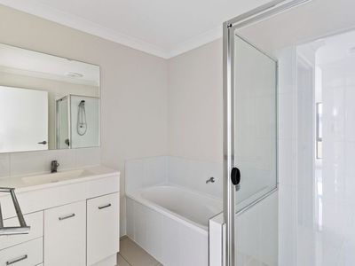 1 / 29 Harrow St, Cambooya