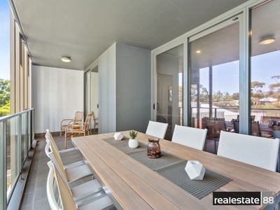 81 / 172 Railway Parade, West Leederville