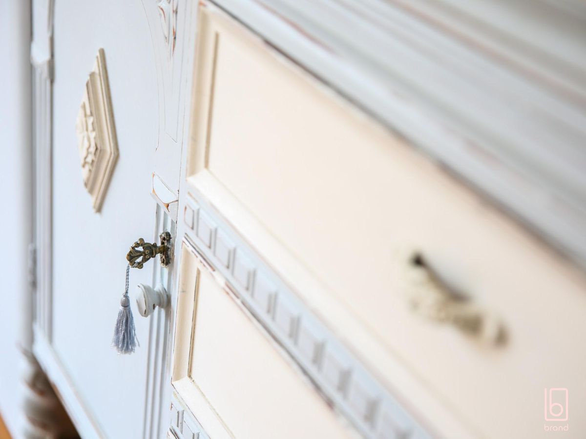 12 McKellar Boulevard, Blue Haven