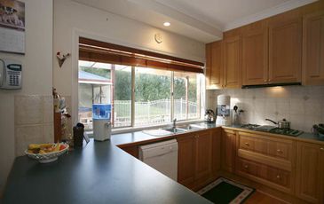 326 Beaconsfield-Emerald Road, Guys Hill