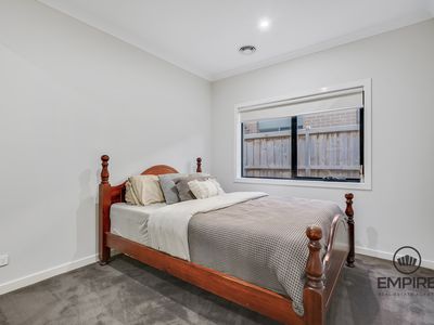 42 Hollywell Road, Clyde North