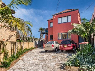 2 / 17 Alexander Street, Tamarama
