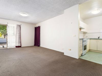 2 / 525 Cowper Street, Albury