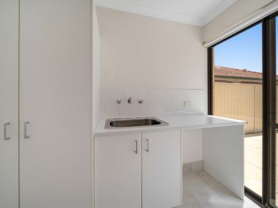 4 / 70 Gairloch Street, Applecross