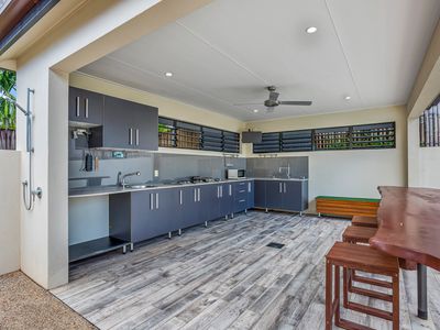 16 City View Crescent, Mooroobool