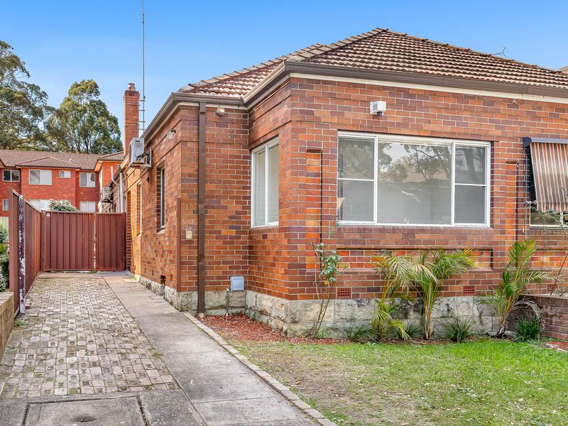 1, 2, 3, 4/54 Noble Street  , Allawah