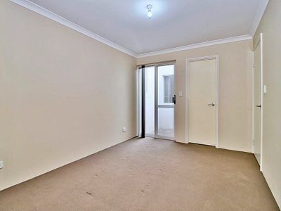 5 / 4 Vigo Cove, Baldivis