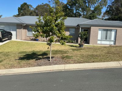 32 Excalibur Crescent, Southside