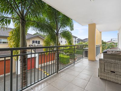 504 / 33 CLARK STREET, Biggera Waters