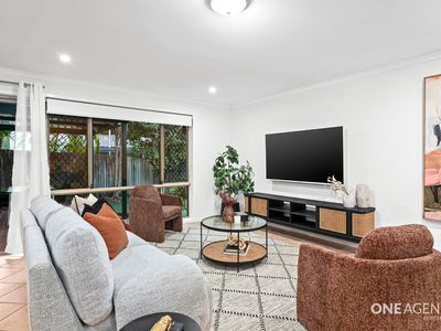 16 Toorak Place, Forest Lake
