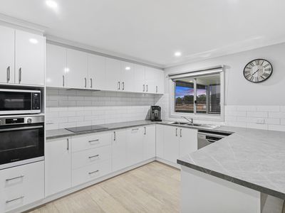 5 Lorikeet Drive, Tocumwal