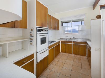 83 The Esplanade, Oak Flats