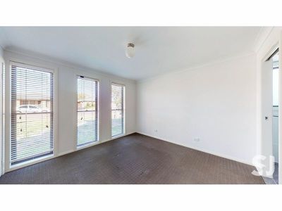 19 Dunheved Circle, Dubbo