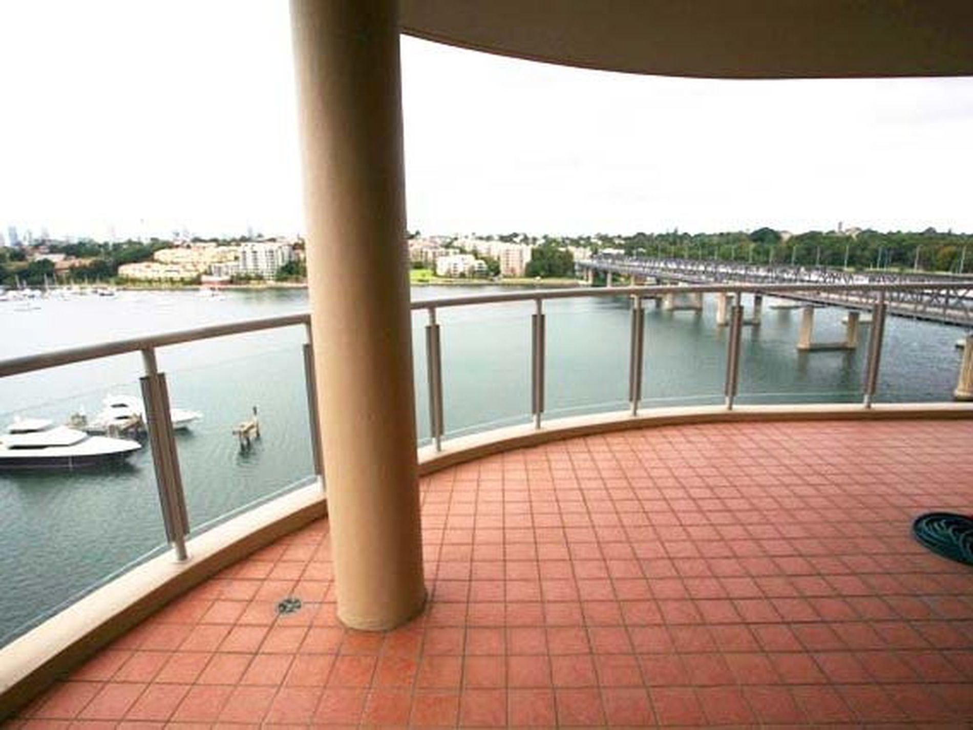 902 / 1 Cary Street, Drummoyne