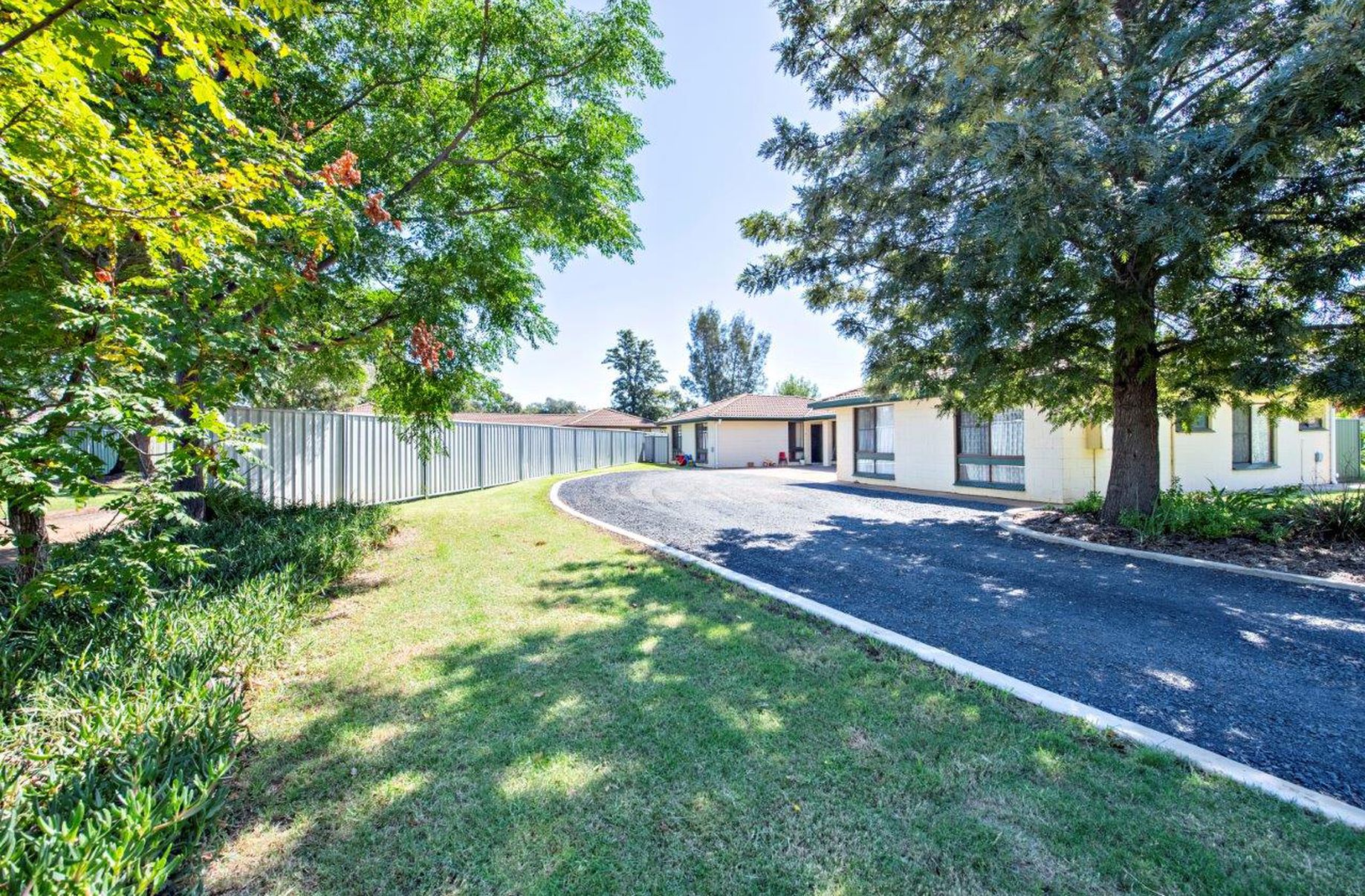 7A & 7B Court, Dubbo Redden Family Real Estate