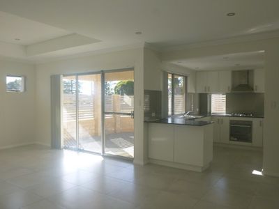 20a Offham Way, Westminster