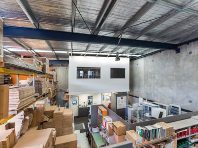 2 Loop Road, Werribee