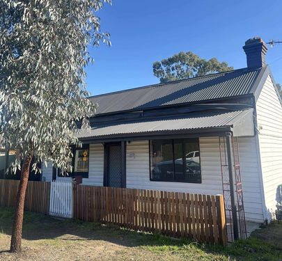 39 Oak Street, Seymour