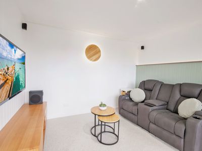 2 / 8 Curt Lane, Narooma