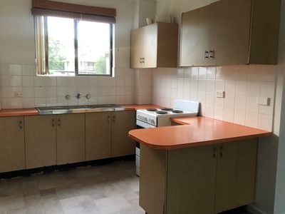 2 / 7 Windle Street, Lake Illawarra