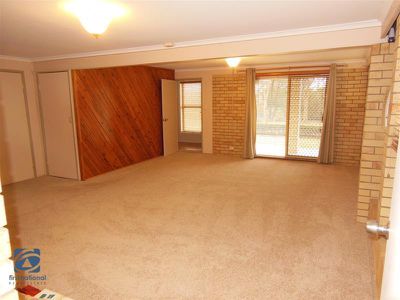 28 Hill Park Crescent, Rochedale South
