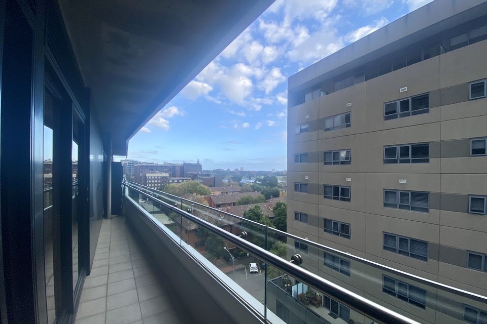 832 / 572 St Kilda Road, Melbourne