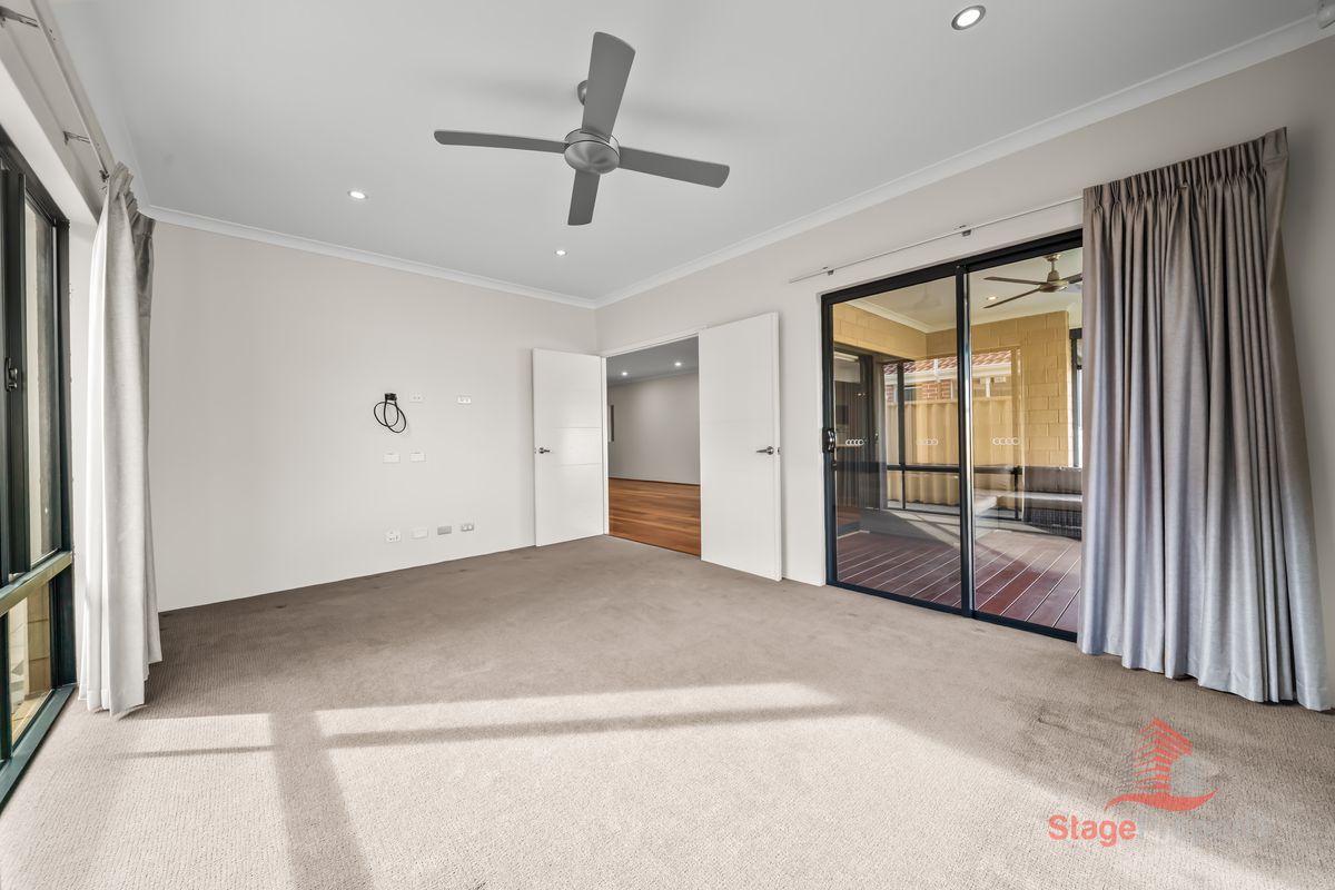 18 Blossom Chase, Aubin Grove