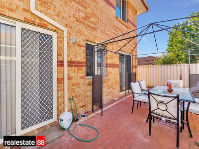 4 / 98 Wattle Street, Tuart Hill