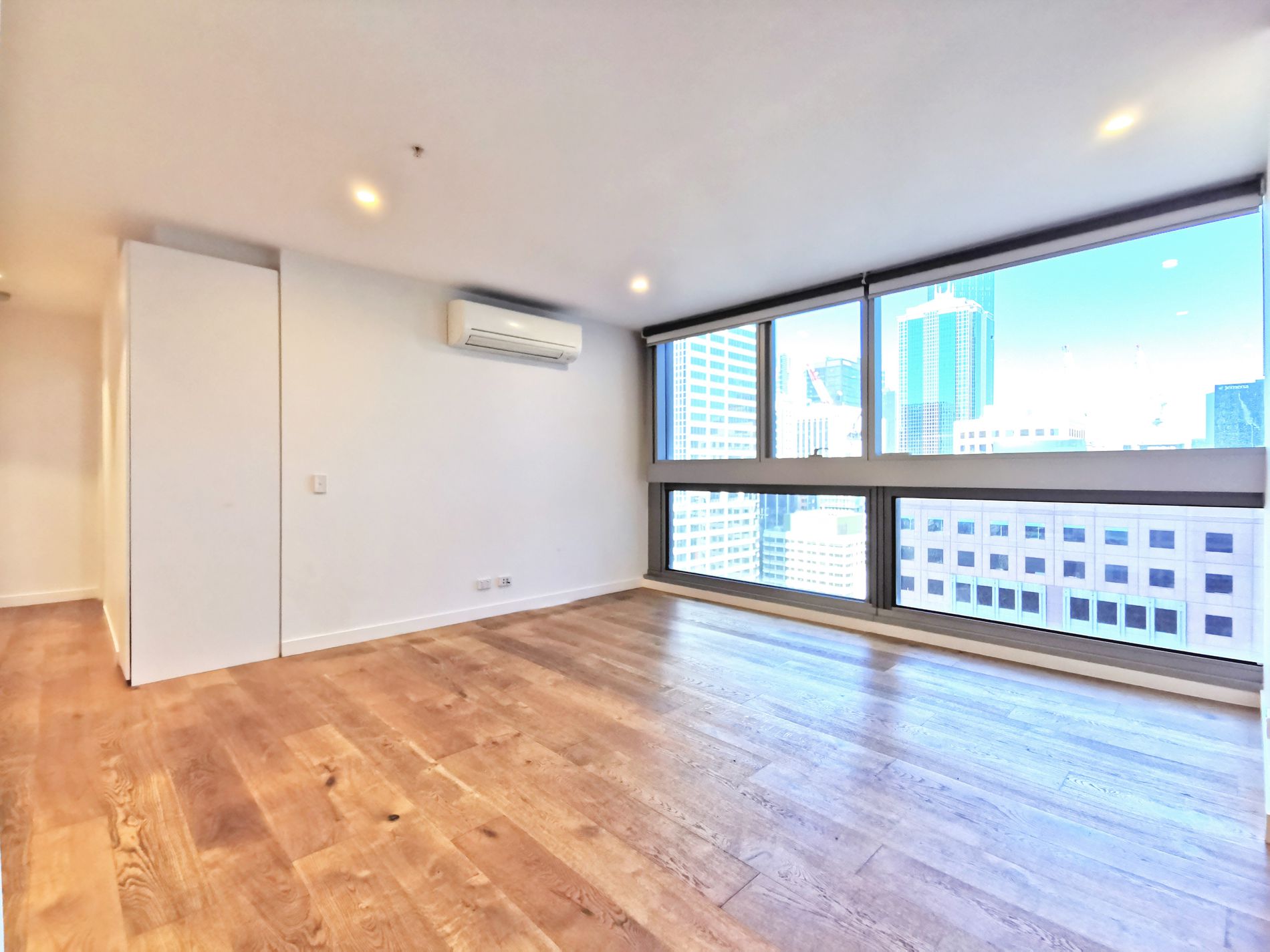 2007 / 38 Rose Ln, Melbourne