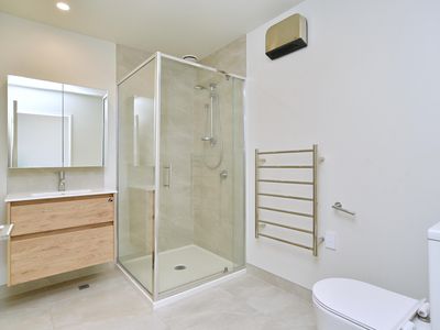 4 / 25 Evesham Crescent, Spreydon