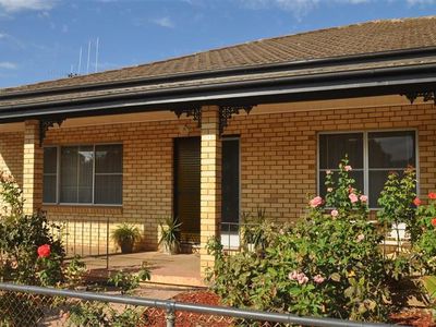 13 Spring Street, Forbes