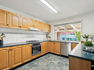 11 Bronte Court, Wyndham Vale