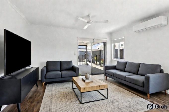 45 Roseleaf Crescent, Palmview