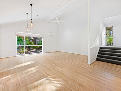 26 Rebbechi Court, Parkwood